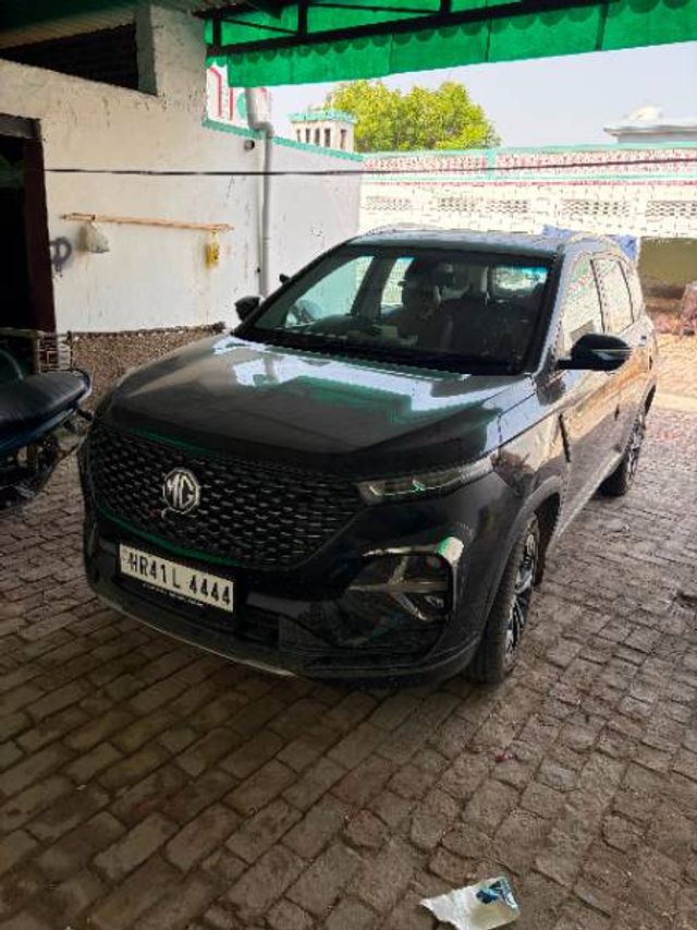 MG Hector Plus Select Diesel MT 7 STR Second-hand 2021 MG Hector Plus Select Diesel MT 7 STR for sale in Pehowa