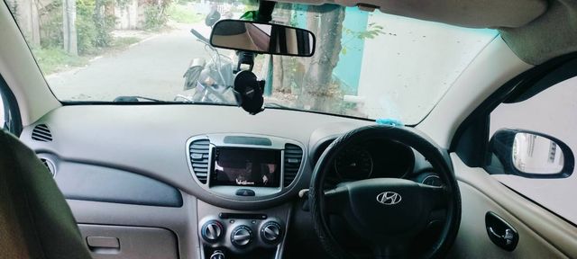 Hyundai i10 Magna Second-hand 2013 Hyundai i10 Magna for sale in Shimoga