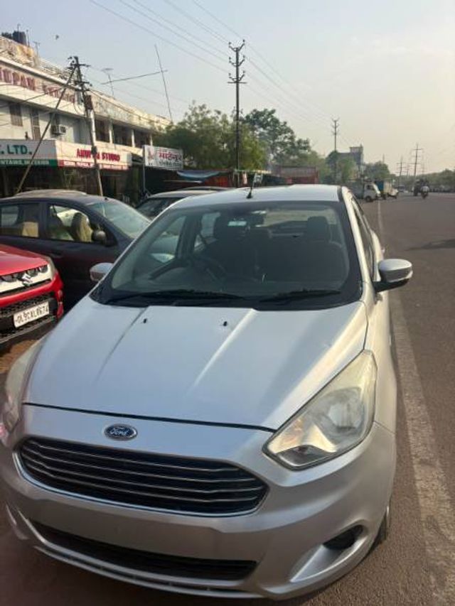 Ford Figo Diesel Titanium Second-hand 2015 Ford Figo Diesel Titanium for sale in Kota