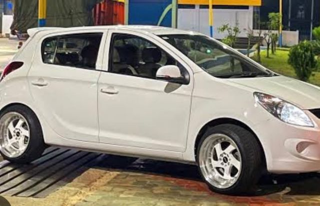 Second-hand 2012 Hyundai i20 1.4 CRDi Sportz for sale in Alipore