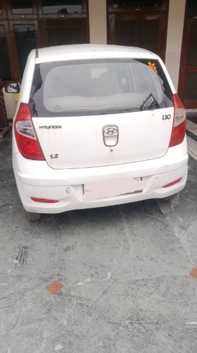 Second-hand 2012 Hyundai i10 Magna for sale in Meerut