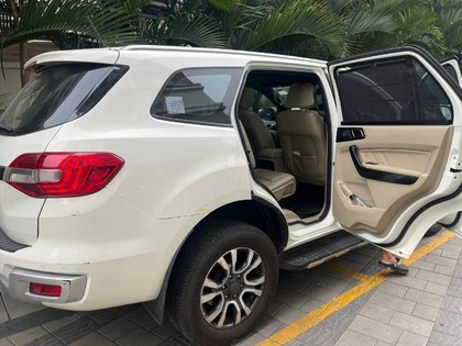 Second-hand 2019 Ford Endeavour Titanium Plus 4X2 for sale in Haveri