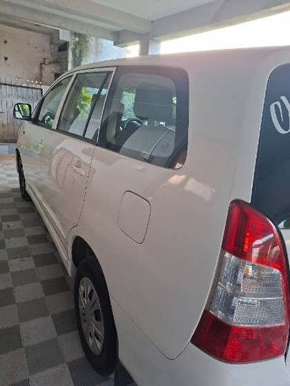 Used Toyota Innova G (Diesel) Seater BS IV Car in Nagpur