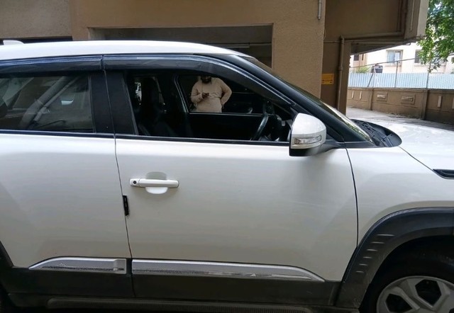 Second-hand 2023 Maruti Brezza Vxi CNG for sale in Pune-6