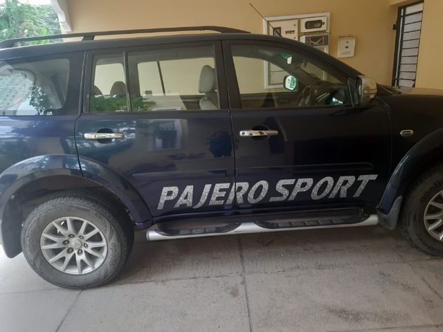 Mitsubishi Pajero Sport 4X2 AT Second-hand 2015 Mitsubishi Pajero Sport 4X2 AT for sale in Ludhiana