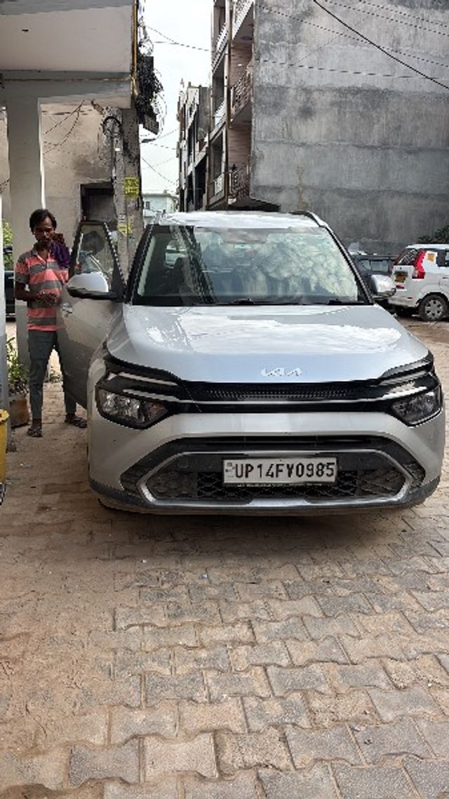 Kia Carens Premium BSVI Second-hand 2023 Kia Carens Premium BSVI for sale in Sahibabad