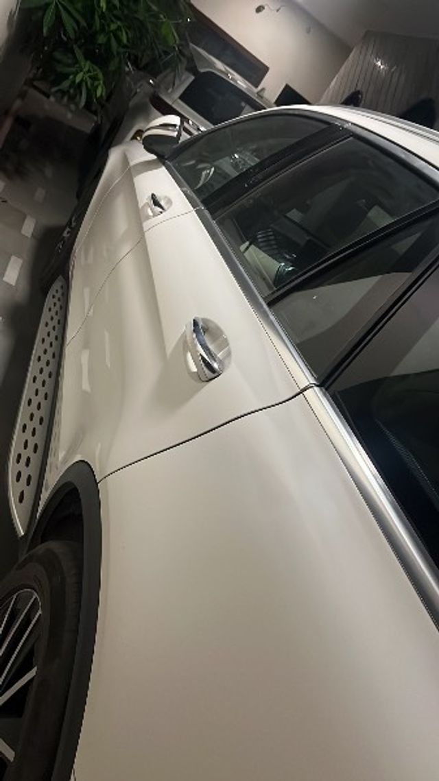 Second-hand 2022 Mercedes-Benz GLC 220डी 4मैटिक for sale in Ghaziabad