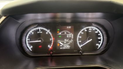 2023 टाटा सफारी XT Plus BSVI