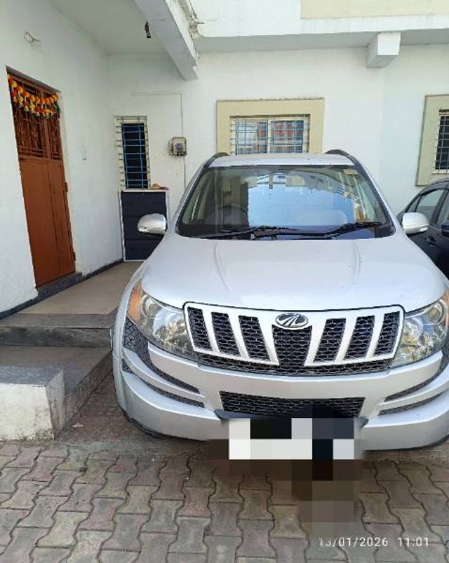 Mahindra XUV500 W6 2WD Second-hand 2014 Mahindra XUV500 W6 2WD for sale in Narayangaon