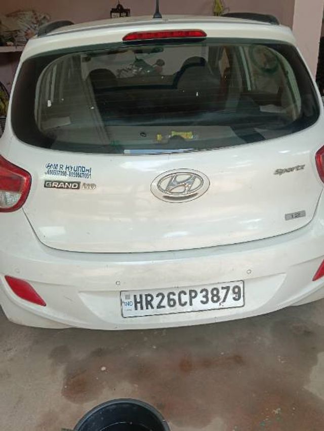 Second-hand 2015 Hyundai Grand i10 एस्टा for sale in Baghpat