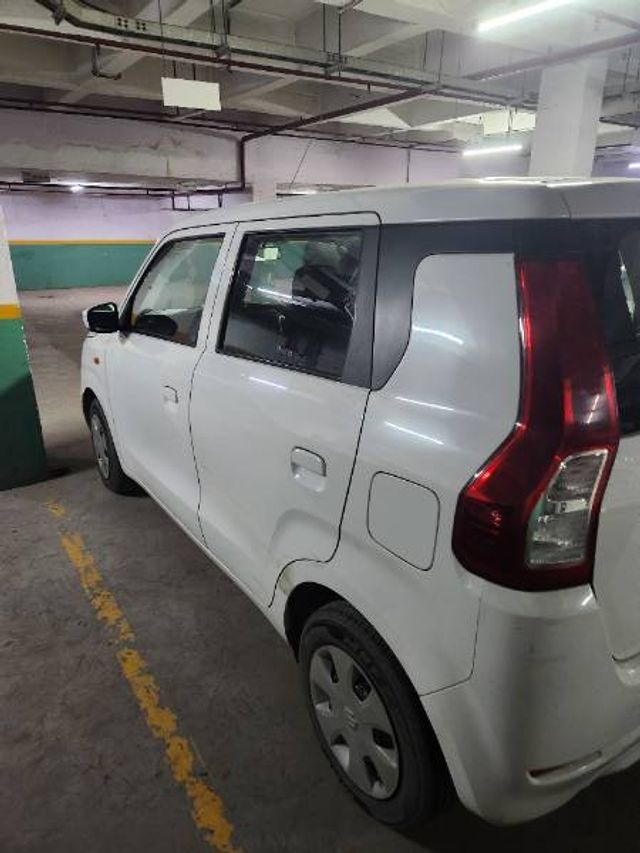 Maruti Suzuki Wagon R वीएक्सआई Second-hand 2024 Maruti Suzuki Wagon R वीएक्सआई for sale in New Delhi