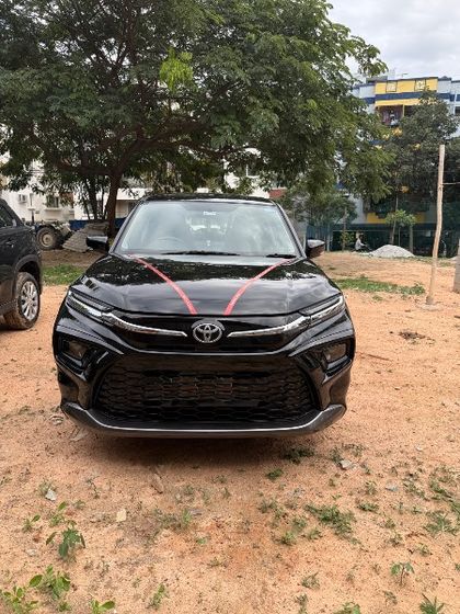 2026 Toyota Hyryder E