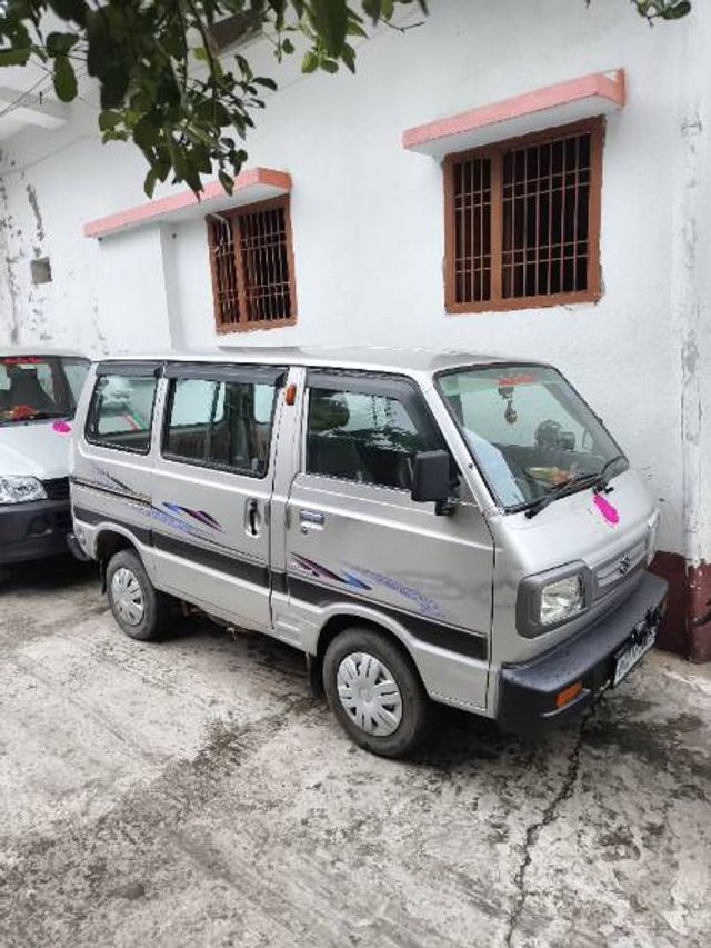 Maruti Suzuki Omni ई एमपीआई एसटीडी बीएस4 Second-hand 2019 Maruti Suzuki Omni ई एमपीआई एसटीडी बीएस4 for sale in Jehanabad