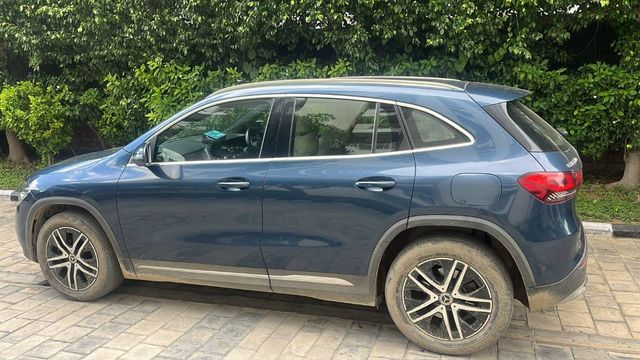Mercedes-Benz GLA 220डी बीएस6 Second-hand 2022 Mercedes-Benz GLA 220डी बीएस6 for sale in Chandigarh