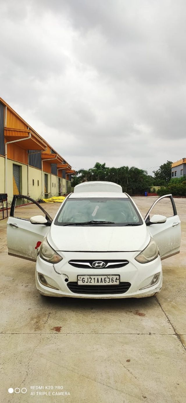 Hyundai Verna 1.6 SX Second-hand 2011 Hyundai Verna 1.6 SX for sale in Dhar