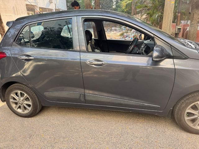 Second-hand 2015 Hyundai Grand i10 Asta Option for sale in Ranga reddy