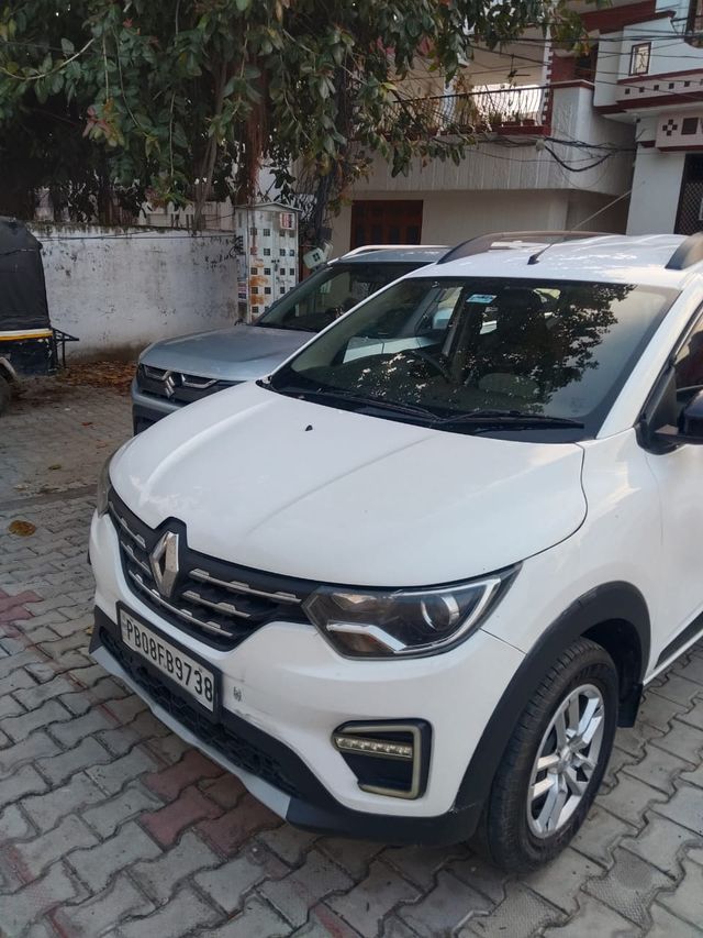 Renault Triber RXT BSVI Second-hand 2023 Renault Triber RXT BSVI for sale in Jalandhar