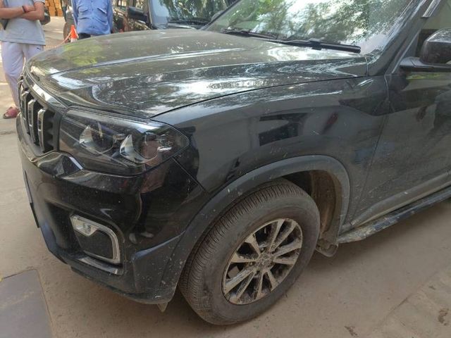 Second-hand 2025 Mahindra Scorpio N Z8 Diesel 4x4 AT for sale in Gurgaon
