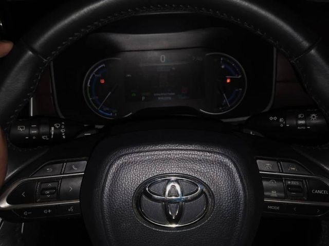 Toyota Innova Hycross जेडएक्स हाइब्रिड Second-hand 2023 Toyota Innova Hycross जेडएक्स हाइब्रिड for sale in New Delhi