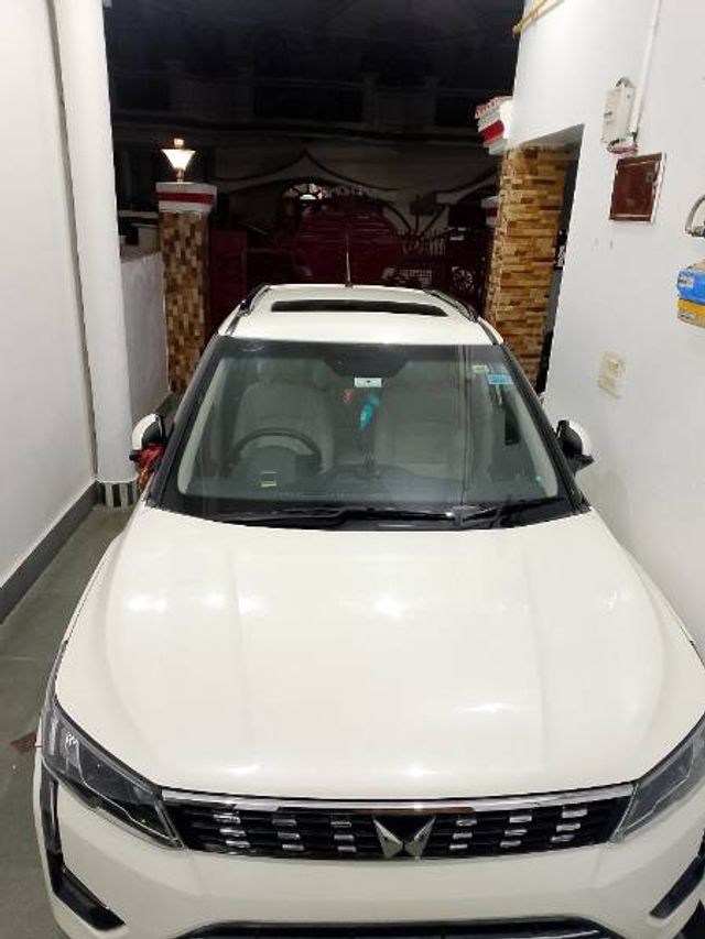 Mahindra XUV300 W8 Opt Turbo Second-hand 2023 Mahindra XUV300 W8 Opt Turbo for sale in Dehradun