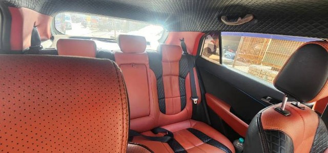 Second-hand 2017 Hyundai Creta 1.6 CRDi AT SX Plus for sale in New Delhi-5