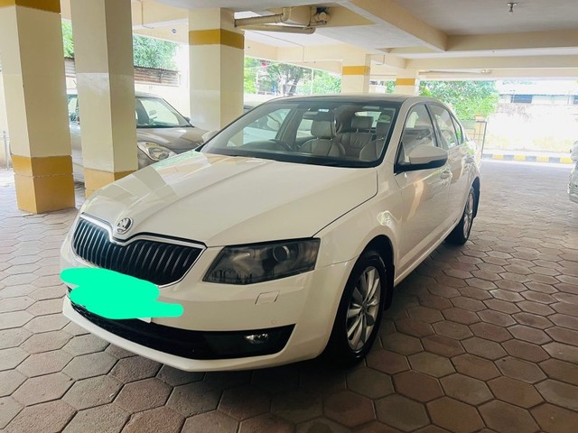 Second-hand 2014 Skoda Octavia Elegance 2.0 TDI AT for sale in Hyderabad-1