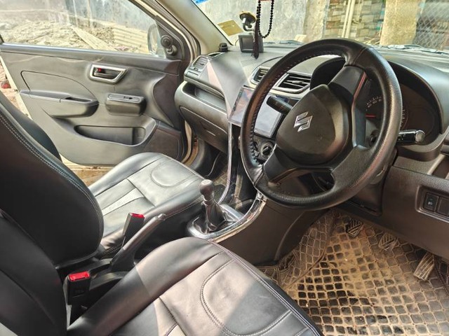 Second-hand 2014 Maruti Suzuki Swift LXI BSIV for sale in New Delhi-4