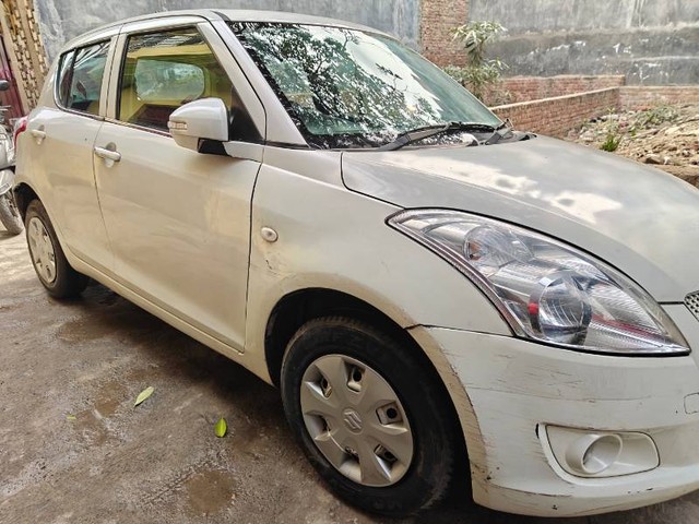 Second-hand 2014 Maruti Suzuki Swift LXI BSIV for sale in New Delhi-12
