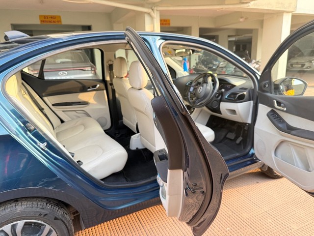 Second-hand 2023 Tata Tigor EV XZ Plus LUX for sale in Khordha-3