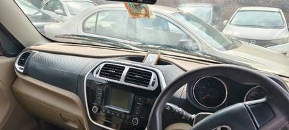 2017 Mahindra TUV 300 T8