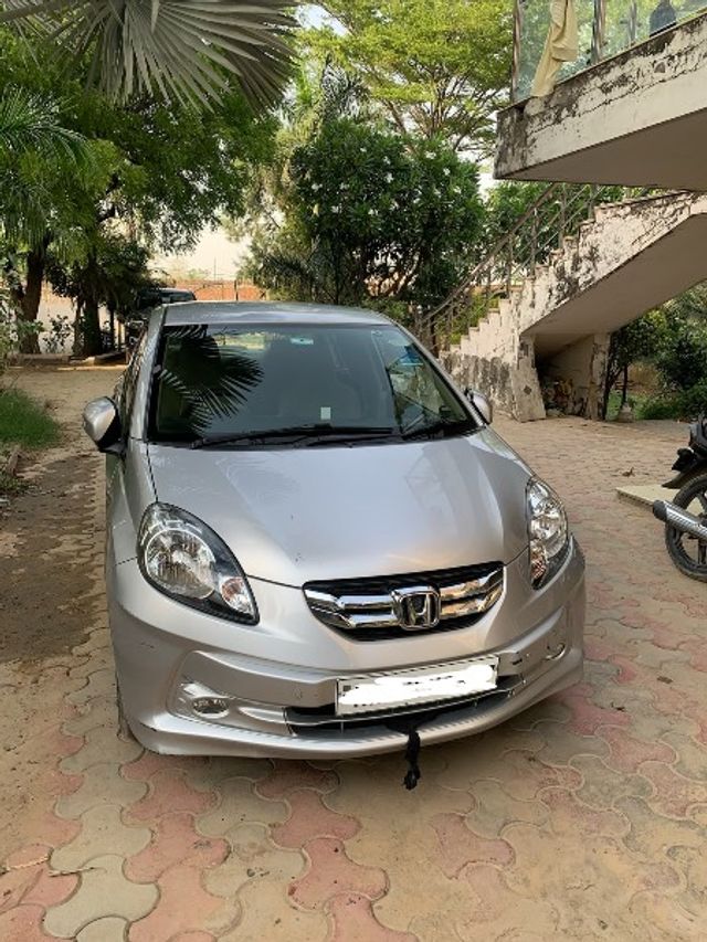 Second-hand 2013 Honda Amaze VX AT i-Vtech for sale in Faridabad
