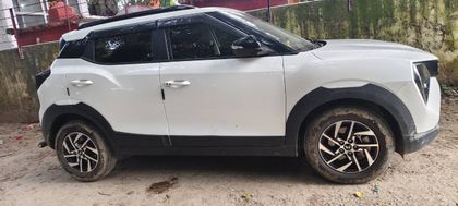 2025 Mahindra XUV 3XO एएक्स5