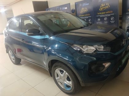 2022 Tata Nexon EV XM