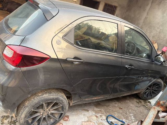 Second-hand 2024 Tata Tiago एक्सटी for sale in Hapur