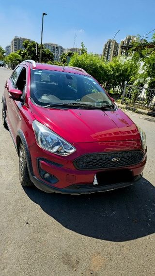 Used Titanium Plus Petrol BSIV