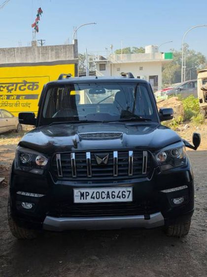 2018 Mahindra Scorpio S3 7 Seater