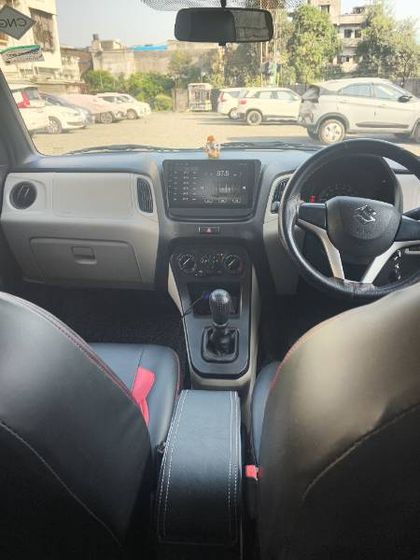 2024 Maruti Suzuki Wagon R वीएक्सआई सीएनजी