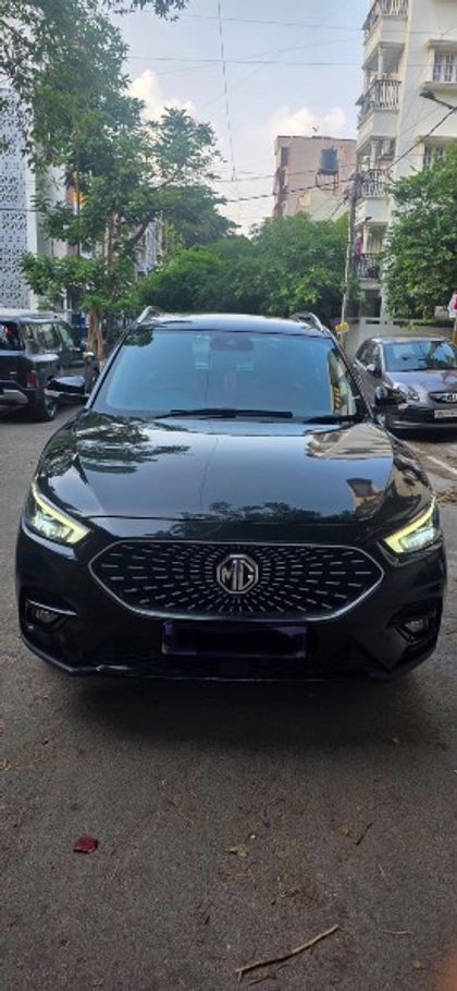 2021 MG Astor Savvy CVT लाल बीएस6