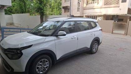 2022 किया केरेंस Prestige BSVI