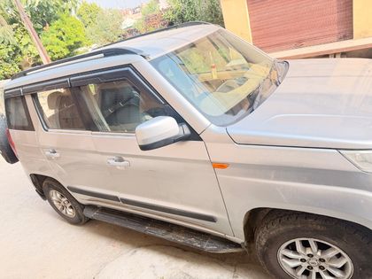 2018 Mahindra TUV 300 T8