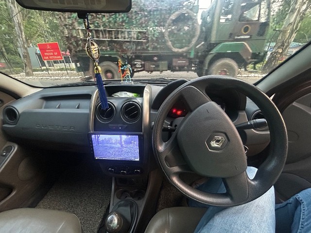 Second-hand 2016 Renault Duster 85PS Diesel RxE for sale in Lucknow-4