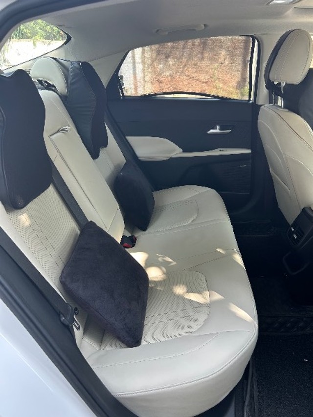 Second-hand 2024 Hyundai Verna SX Opt IVT for sale in Nadiad-2