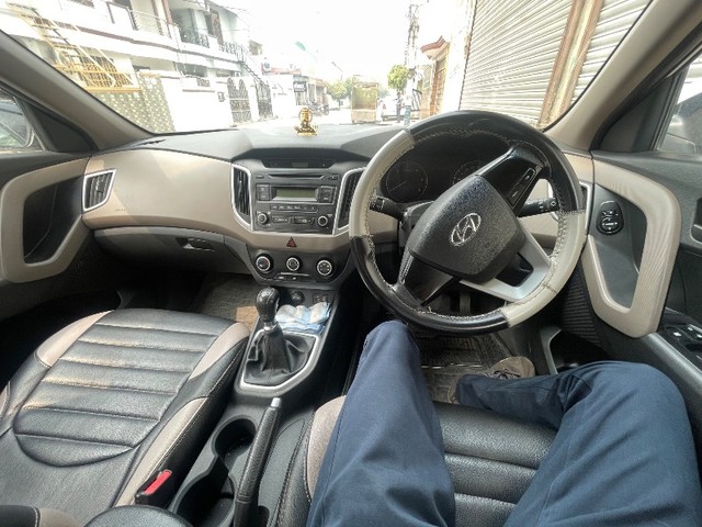 Second-hand 2018 Hyundai Creta 1.4 E Plus CRDi for sale in Bareilly-2