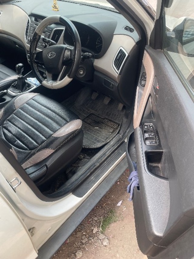 Second-hand 2018 Hyundai Creta 1.4 E Plus CRDi for sale in Bareilly-3