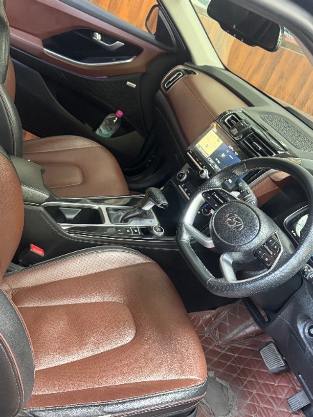 Second-hand 2021 Hyundai Alcazar Platinum (O) Diesel AT BSVI for sale in Mumbai-3