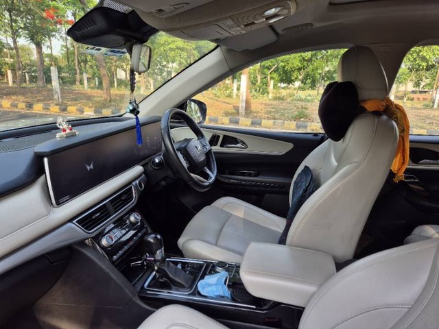 Second-hand 2022 Mahindra XUV700 AX7 AT Luxury Pack BSVI for sale in Moradabad-1