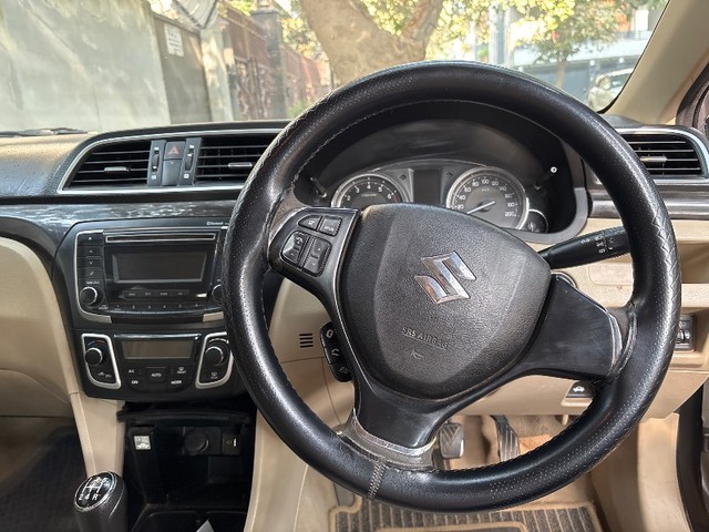 Second-hand 2016 Maruti Ciaz ZXi for sale in Gurgaon-4