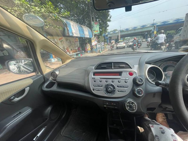 Honda Jazz X Second-hand 2012 Honda Jazz X for sale in Alipore-3