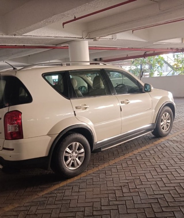 Second-hand 2014 Mahindra Ssangyong Rexton RX7 for sale in Mumbai-8