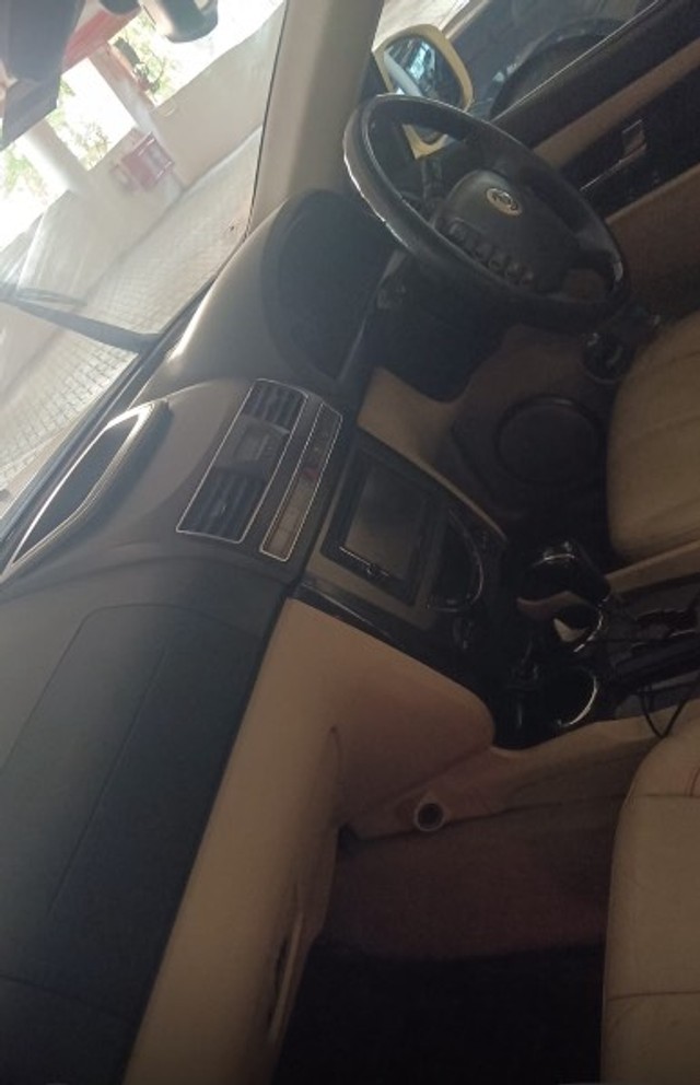 Second-hand 2014 Mahindra Ssangyong Rexton RX7 for sale in Mumbai-5